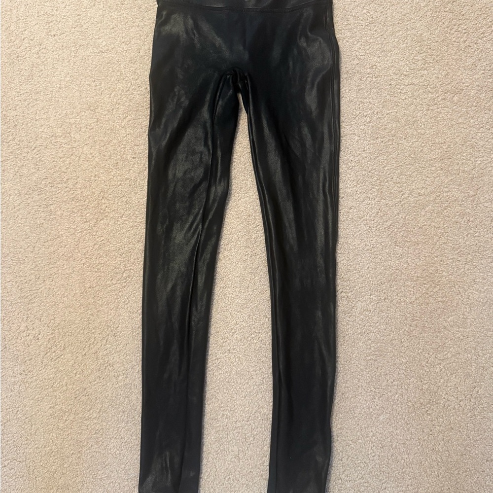 . SPANX Faux Leather Leggings – S/P